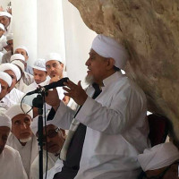 التبشير والتحذير لأتباع ومحبي مدرسة حضرموت من الواقع الخطير