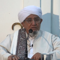 من مهمات العصر الراهن تبديد حيرة الشباب ومساعدتهم في معالجة سلبيات المرحلة