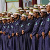 جامعة الوسطية الشرعية للعلوم الإسلامية والإنسانية ورباط المهاجر يحتفيان بتخرج 74 خريجا